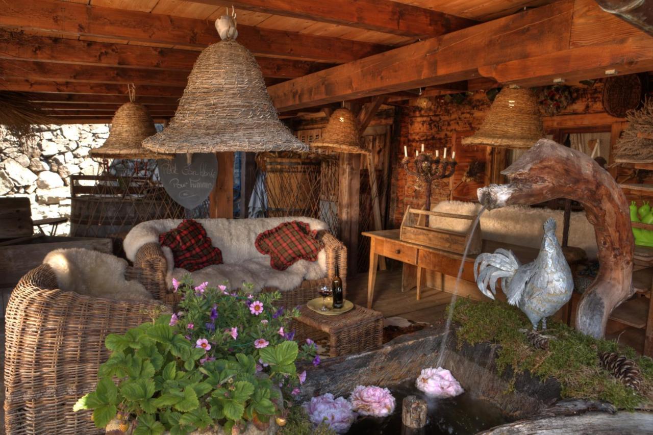 Les Chalets-Hotel De La Croix-Fry マニグード エクステリア 写真