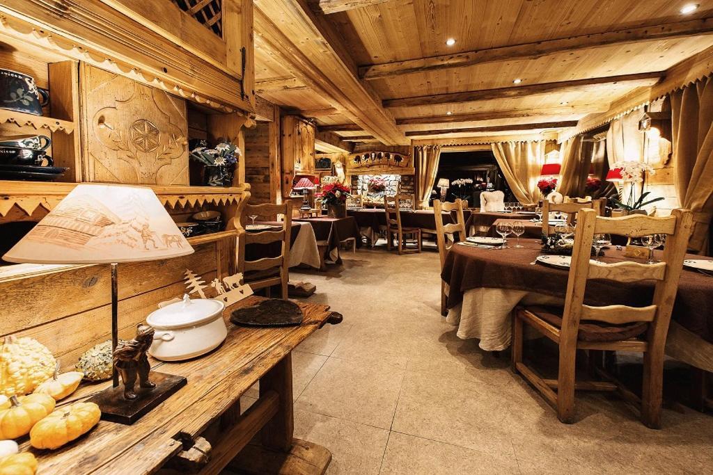 Les Chalets-Hotel De La Croix-Fry マニグード エクステリア 写真